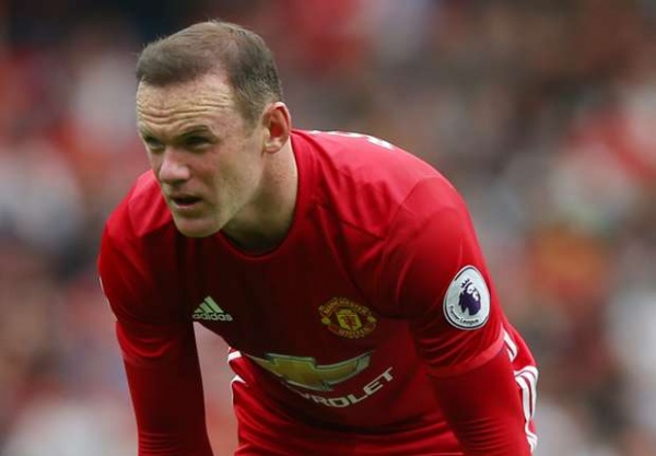 Mourinho: “Tôi có thể để Rooney ngồi dự bị”