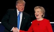 Những khoảnh khắc đáng nhớ trong cuộc đối đầu Trump - Clinton