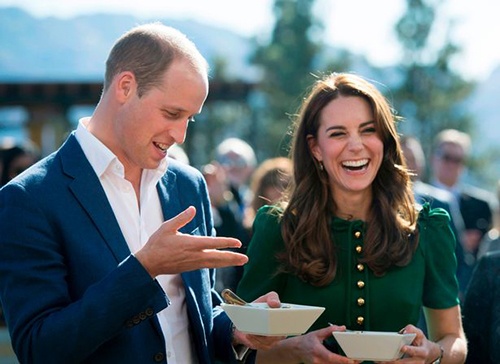 Vợ chồng hoàng tử William ăn ốc "tráng dương"