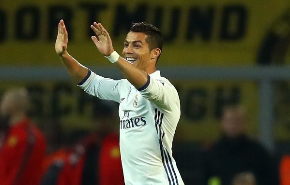 Ronaldo ghi bàn, Real vẫn chưa thể hạ Dortmund