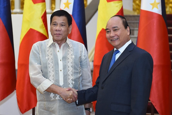 Thủ tướng Việt Nam, Tổng thống Philippines chia sẻ về vấn đề Biển Đông
