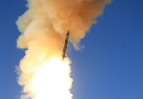 Mỹ - Nhật thử tên lửa có tầm bắn gấp đôi SM-3