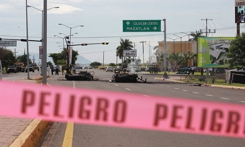 Con trai trùm ma túy Guzman nghi phục kích đoàn xe quân sự Mexico