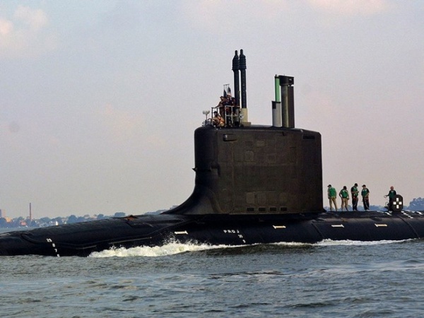 Tàu ngầm hạt nhân Nga - Mỹ: Kẻ tám lạng, người nửa cân