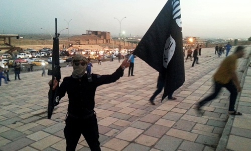 Chuẩn bị tử chiến, IS ngày đêm gia cố thành lũy lớn nhất ở Iraq