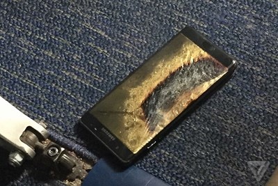 Galaxy Note 7 mới đổi lại phát hỏa