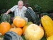 Choáng váng cụ ông 67 tuổi trồng rau củ quả to hơn cả cháu