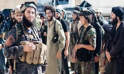 16 phiến quân IS chết vì đai bom phát nổ khi họp