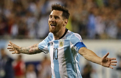 Messi chưa giúp Argentina vô địch chưa "treo giày"