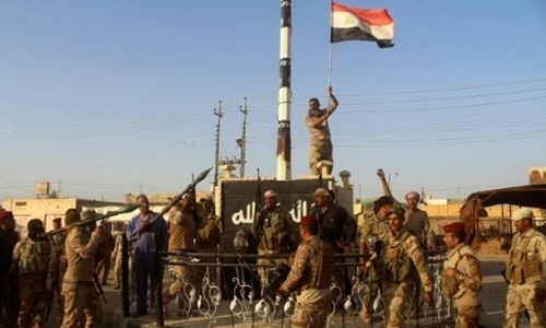Lãnh đạo Thổ Nhĩ Kỳ - Iraq đấu khẩu trước trận tử chiến với IS