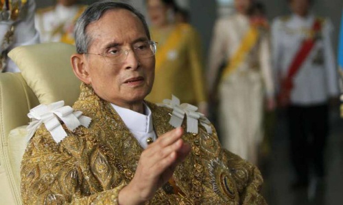 Quốc vương đầy uy quyền của Thái Lan
