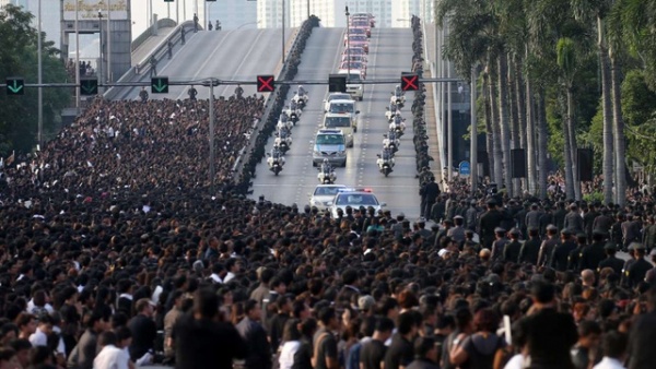 Lễ tang Quốc vương Thái Lan diễn ra thế nào?