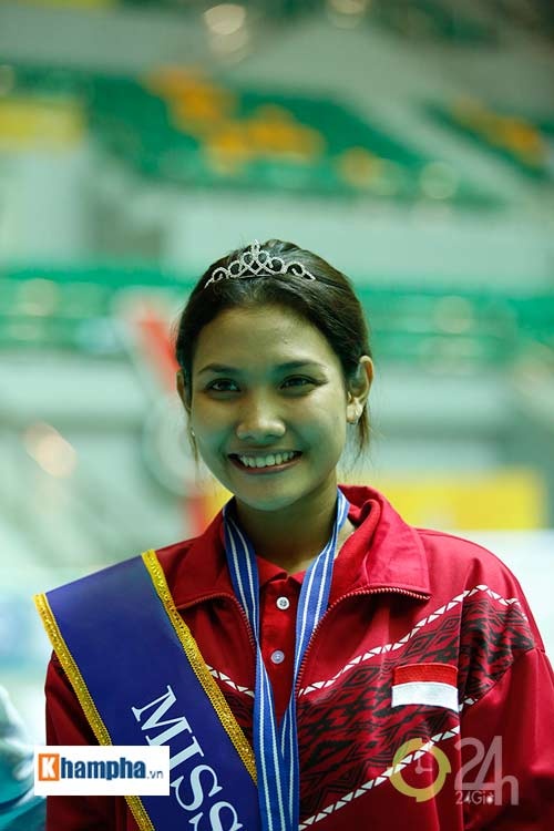 Người đẹp Indonesia đăng quang Hoa khôi VTV Cup 2016