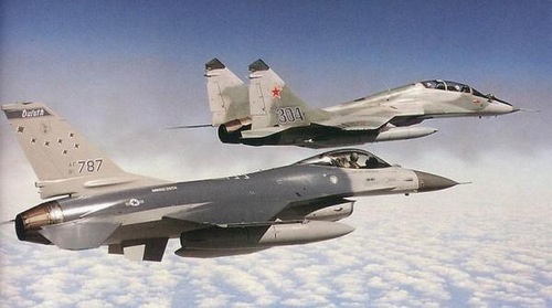 Phi công MiG-29 Liên Xô kể về cuộc đọ sức với F-16 Mỹ