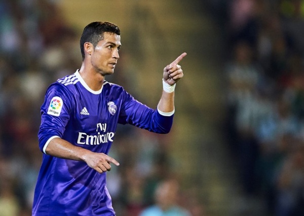 Bí ẩn thần dược tăng năng lượng cho Ronaldo