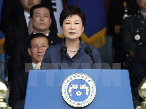 Tổng thống Hàn Quốc Park Geun-hye có ý định từ chức do bê bối