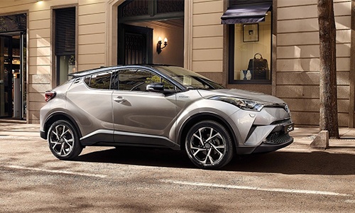 Toyota C-HR giá từ 26.000 USD, "mơ" cạnh tranh Audi Q2