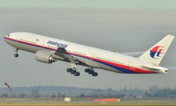 MH370 bị nghi lao xuống biển do hết nhiên liệu