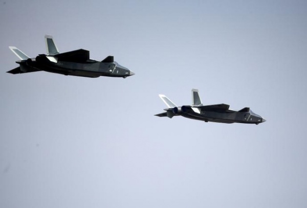 Máy bay chiến đấu Trung Quốc bị nghi giống chiến đấu cơ thế hệ 5 của Nga