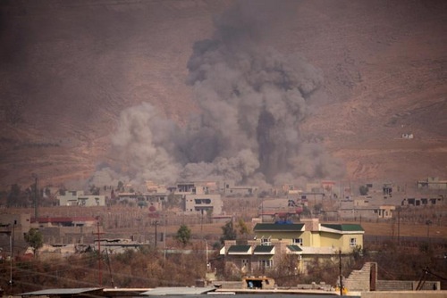 Bị cầm chân, đặc nhiệm Mỹ gọi 3 đợt không kích diệt một tay bắn tỉa IS