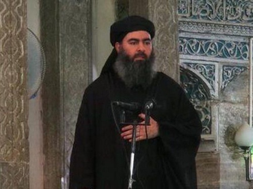 Sợ bị phản bội, thủ lĩnh IS đeo đai bom tự sát đi ngủ