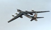 Oanh tạc cơ Tu-95 Nga phóng tên lửa hành trình diệt IS