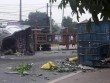 Hà Nội: Thùng xe container văng xuống đường, 2 người tử nạn