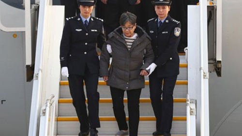 Mỹ tuyên bố không trục xuất người nhà tội phạm theo áp lực của Trung Quốc