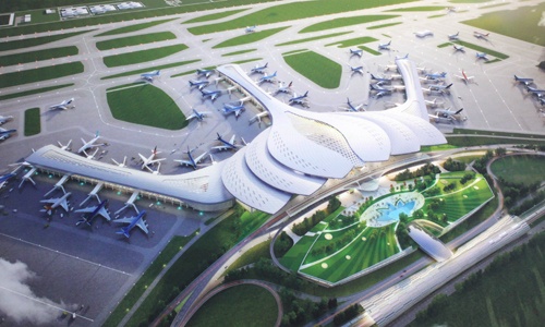 "Phi cơ khó đậu sân bay Long Thành nếu thiết kế ba cạnh"