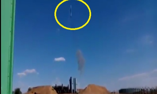 Video tên lửa S-300 phóng lên trời bị rơi ngược nóng trong ngày