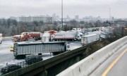 55 ôtô va chạm trên đường cao tốc phủ băng ở Mỹ