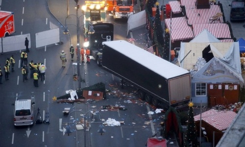 IS nhận trách nhiệm vụ lao xe tải ở Đức