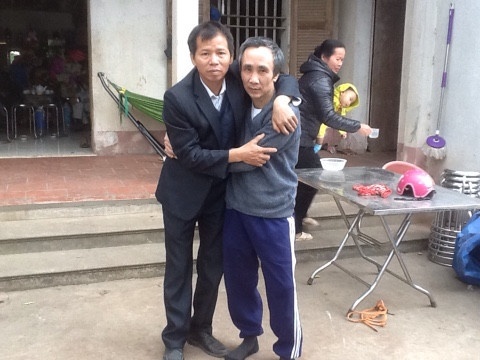Cuộc gặp xúc động giữa tử tù Hàn Đức Long và ông Nguyễn Thanh Chấn