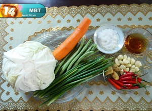 Bắp cải cuộn mang vị kim chi chua cay đón Tết dương lịch