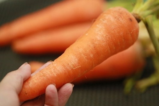 Mẹo chọn cà rốt cực tươi ngon cho ngày Tết