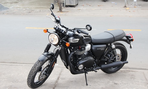 Triumph Bonneville T100 Black 2017 đầu tiên về Việt Nam