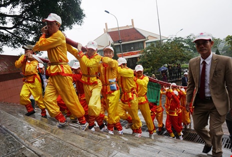 Lãnh đạo tỉnh Nghệ An lên tiếng về cặp bánh chưng 7 tạ