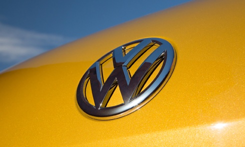 Volkswagen vượt Toyota bán chạy nhất thế giới 2016