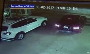 Kẻ trộm rinh 5 xe sang khỏi đại lý ôtô