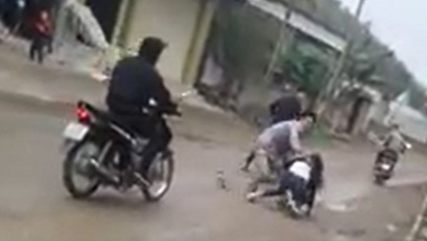 Bắt vợ ở Nghệ An: Sẽ xử phạt hành chính 4 thanh niên