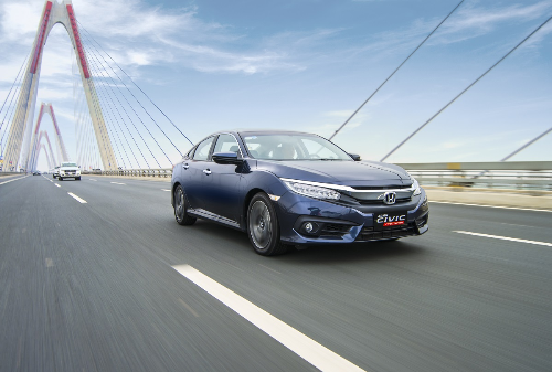 Honda Civic thế hệ mới bán chạy ngay tháng đầu tiên