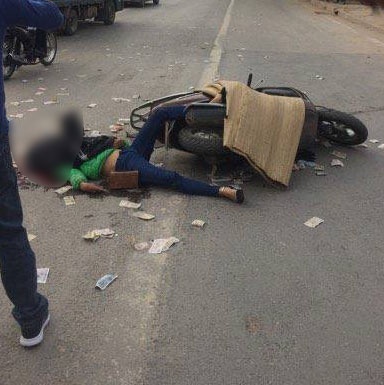 Hà Nội: Dân chặn xe bê tông cán tử vong cô gái trên phố