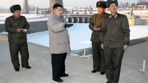 Ba giả thuyết về cái chết của anh trai Kim Jong-un