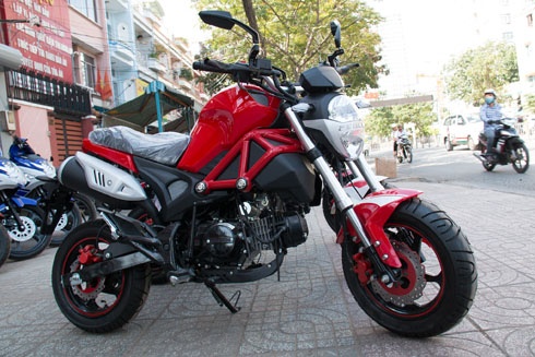 "Hàng nhái" Ducati Monster giá 35 triệu tại Việt Nam