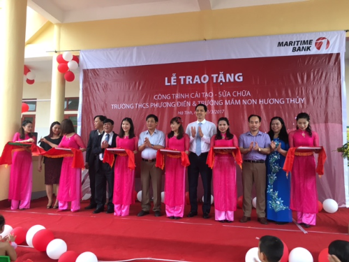Maritime Bank chi gần 3 tỷ đồng hỗ trợ người dân Hà Tĩnh