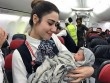 Sản phụ bất ngờ chuyển dạ, sinh con trên máy bay ở độ cao gần 13.000 mét