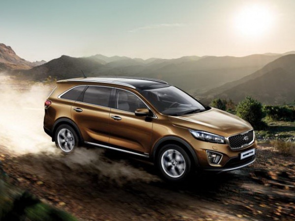 Kia Sorento 2017 ra bản cao cấp 1,04 tỷ đồng