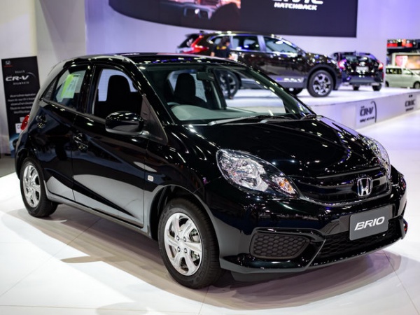 Xe nhỏ giá rẻ Honda Brio chỉ từ 324 triệu đồng