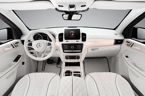 Mercedes GLE Guard - SUV bọc thép với nội thất trắng tinh