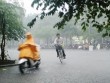 Tin mới thời tiết 13/5: Cuối tuần Hà Nội có mưa dông, đề phòng tố lốc